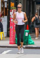 hailey_clauson_in_leggings_out_in_nyc_8_20_2016_3.jpg