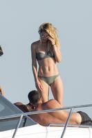 doutzen_kroes_bikini_pics_formentera_spain_7_26_2016_2.jpg