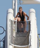 joan_smalls_doutzen_kroes_elsa_hosk_alessandra_ambrosio_on_a_yacht_in_saint_tropez_july_2016_14.jpg