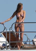 joan_smalls_doutzen_kroes_elsa_hosk_alessandra_ambrosio_on_a_yacht_in_saint_tropez_july_2016_18.jpg