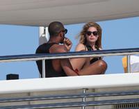 joan_smalls_doutzen_kroes_elsa_hosk_alessandra_ambrosio_on_a_yacht_in_saint_tropez_july_2016_20.jpg