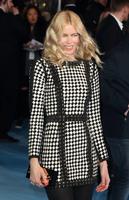 claudia_schiffer_eddie_the_eagle_movie_premiere_in_london_10.jpg