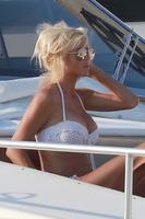 victoria_silvstedt_on_her_yacht_in_saint_tropez_7_2_2016_1.jpg