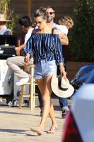 alessandra_ambrosio_leaving_soho_house_in_malibu_8_28_2016_7.jpg