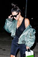 kim_kardashian_at_her_hotel_in_nyc_9_1_2016_1.jpg