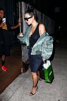 kim_kardashian_at_her_hotel_in_nyc_9_1_2016_6.jpg