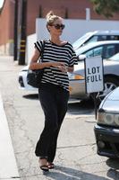 heidi_klum_out_in_los_angeles_8_25_2016_5.jpg