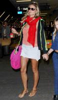 heidi_klum_travel_outfit_lax_8_21_2016_4.jpg