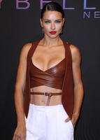 Adriana_Lima_04.jpg