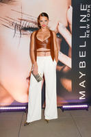 hbz_maybelline_adriana_lima.jpg