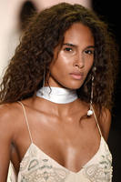 hbz_nyfw_ss17_beauty_jonathan_simkhai_02_getty.jpg