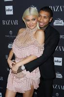 Kardashian_Jenners_Harper_Bazaar_Icons_Event_2016.jpg