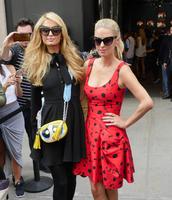 nicky_hilton_paris_hilton_carolina_herrera_ss17_nyfw_in_new_york_city_9_11_16_18.jpg