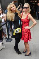 nicky_hilton_paris_hilton_carolina_herrera_ss17_nyfw_in_new_york_city_9_11_16_20.jpg