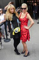 nicky_hilton_paris_hilton_carolina_herrera_ss17_nyfw_in_new_york_city_9_11_16_22.jpg
