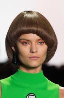 detail_defile_jeremy_scott_printemps_ete_2017_new_york_detail_53.61b75e297acb6ba73204457718694fb8.jpg
