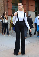 Karolina_Kurkova_out_on_the_streets_of_New_York_City__07.jpg