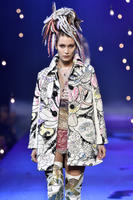 Rex_MarcJacobs_5897530F.429d8c2909442cef05286bb79a54f61f.jpg
