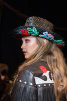 anna_sui_bks_i_rs17_4756.jpg