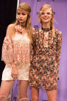 anna_sui_bks_i_rs17_4973.jpg