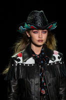 anna_sui_clp_rs17_1662.jpg