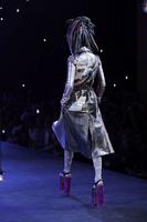 Kendall_Jenner__Marc_Jacobs_Runway_Spring_2017_NYFW_Show__04.jpg