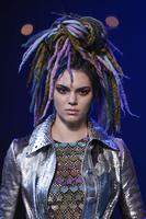 Kendall_Jenner__Marc_Jacobs_Runway_Spring_2017_NYFW_Show__10.jpg