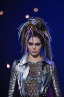 Kendall_Jenner__Marc_Jacobs_Runway_Spring_2017_NYFW_Show__20.jpg