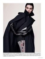 Vogue_Germany_Oktober_2016_000186.jpg