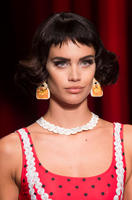 moschino13.b33f60b6ca461837d9aea6fe752896de.jpg