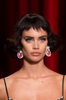 moschino14.3c32a8069b0201c20342980f2e73fc02.jpg