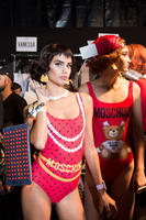 moschino5.18fb920fa860b44a2731e3cb95746214.jpg