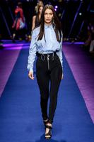 Versace_Spring_2017_Collection__3_.jpg