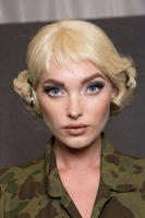moschino_bks_i_rs17_0913.jpg