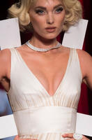 moschino_clp_rs17_3479.jpg