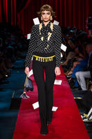 moschino_rs17_2573.jpg