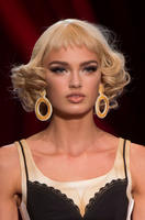moschino_clp_rs17_2434.jpg