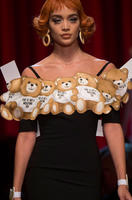 moschino_clp_rs17_2846.jpg
