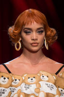 moschino_clp_rs17_2849.jpg