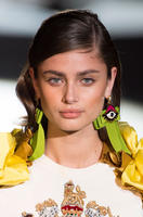 dsquared2_clpa_rs17_7075.jpg