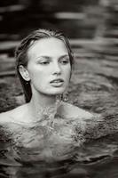 Maxim_October_2016___011.jpg