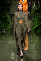 balmain_rs17_0981.bc0b456657edab1a1ca7e5d19a43930a.jpg