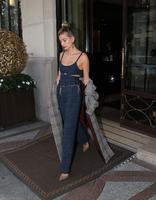 hailey_baldwin_leaves_her_hotel_in_paris_10_02_2016_2.jpg