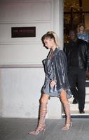 hailey_baldwin_arrives_at_a_nightclub_in_paris_10_02_2016_superiorpics_celebrity_forums_4.jpg