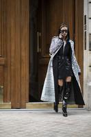 hailey_baldwin_out_and_about_in_paris_10_02_2016_7.jpg
