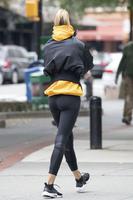 hailey_baldwin_street_style_nyc_10_8_2016_11.jpg