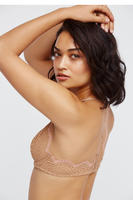 38090791_013_b.jpg