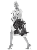 cr_fashion_book_fall_winter_2016_sasha_pivovarova_by_rory_van_millingen_03.jpg