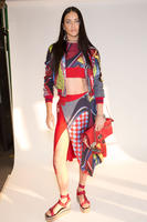 57e6d0bc7ef27_versace14.0ba1de2795435e5cc27d2054e360d492.jpg
