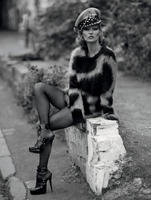 dazed_winter_2016_kate_moss_wolf_gillespie_by_ethan_james_green_03.jpeg